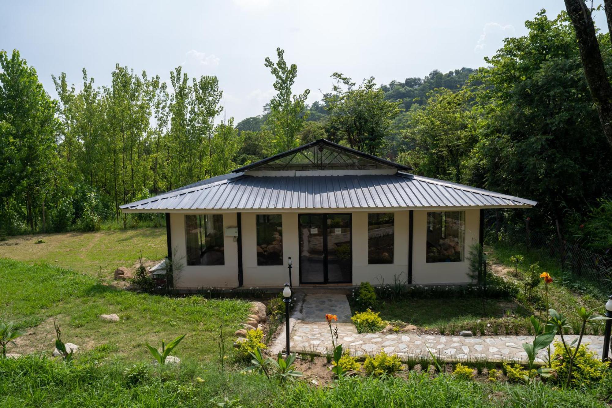 Dev Bhoomi Farms & Cottages Dharamszala Kültér fotó